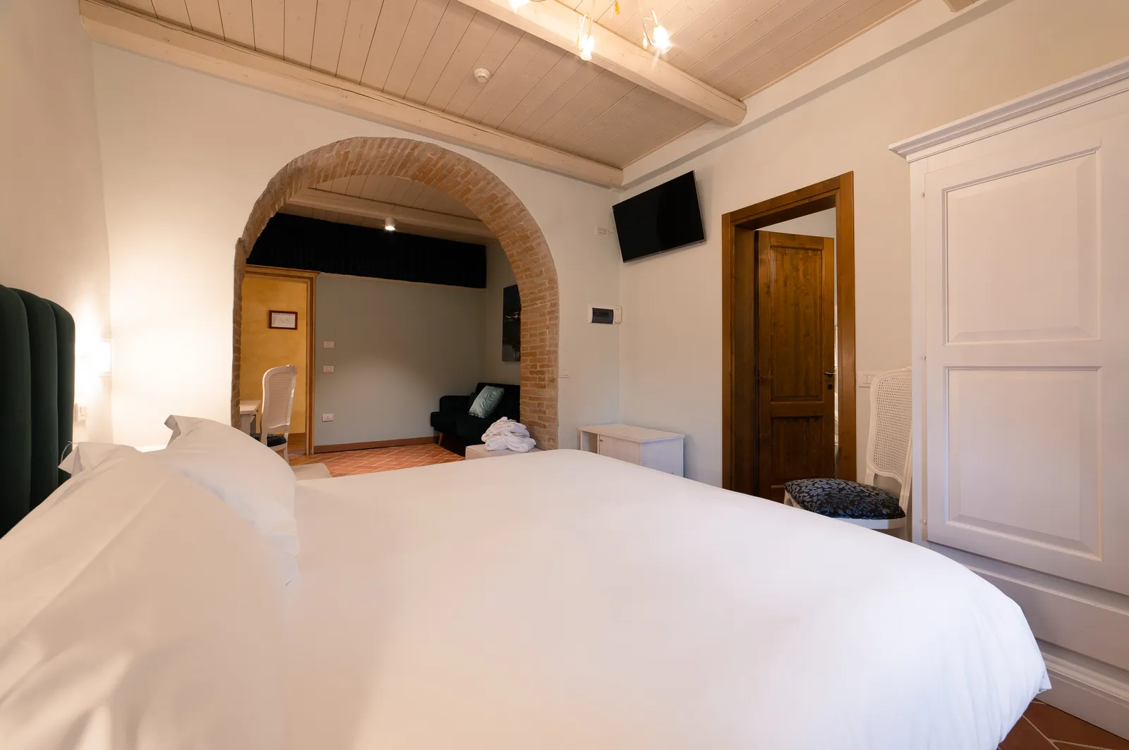 J-Suite Cannella con volta in mattoni a vista, una delle camere della Suite Padronale di Ca' Virginia